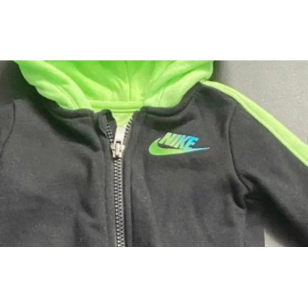NWT Nike Hooded Romper Coverall Baby Boys Size 6M
